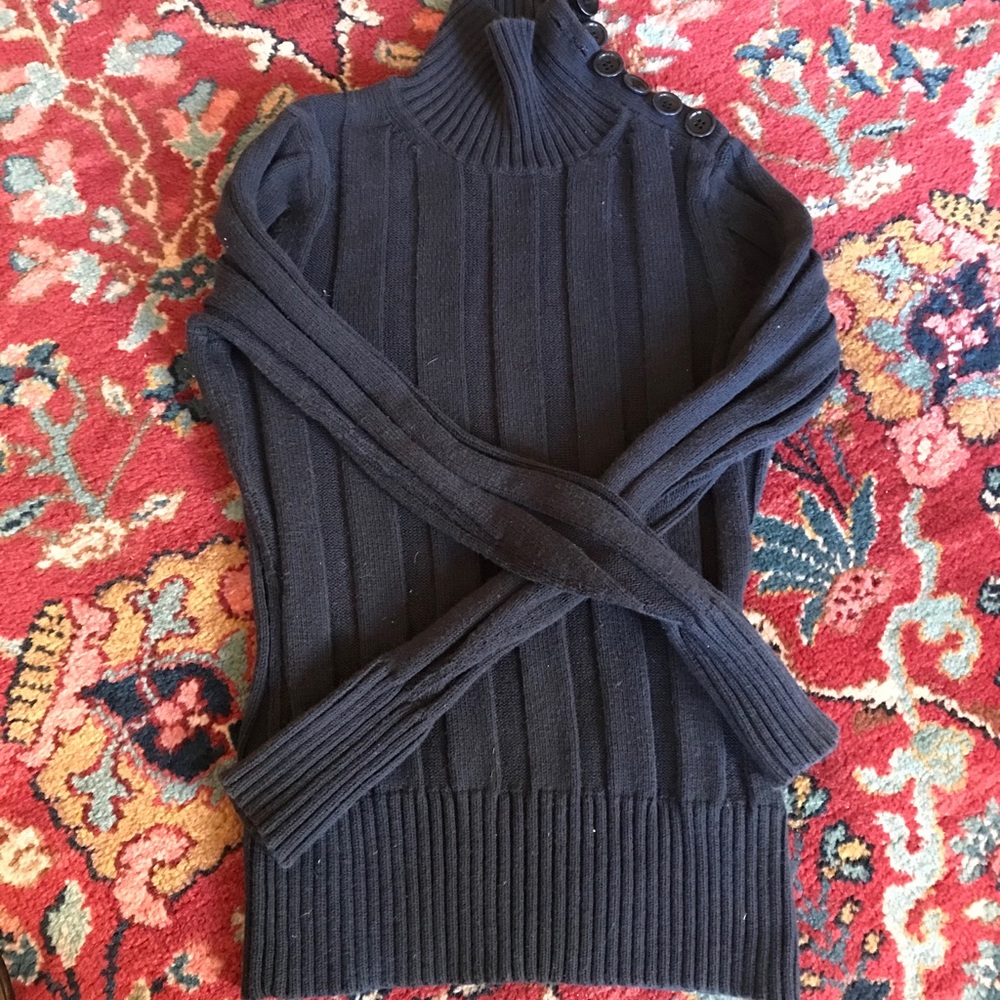Banana Republic fitted ribbed sweater